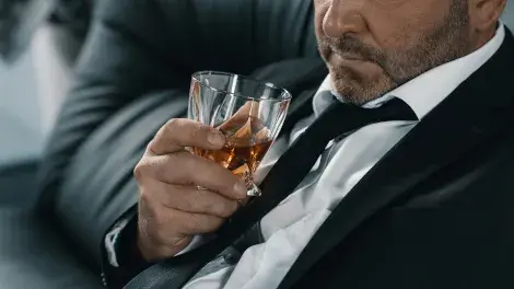 jpg/esper_addictions_alcoo_470.jpg