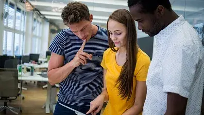 logo/male-female-graphic-designers-interacting-with-each-other.jpg